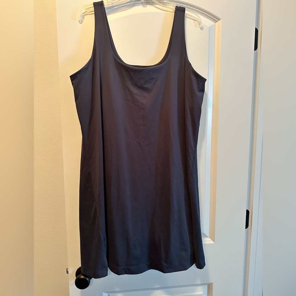 Old Navy woman’s active dress with builds in shorts